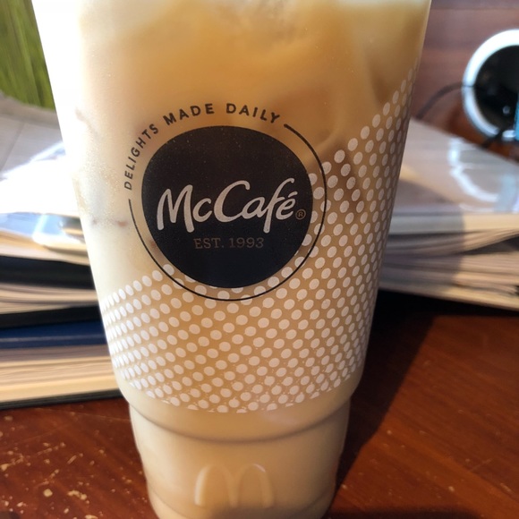 Meet your Posher, Marlene - Picture 1 of 1